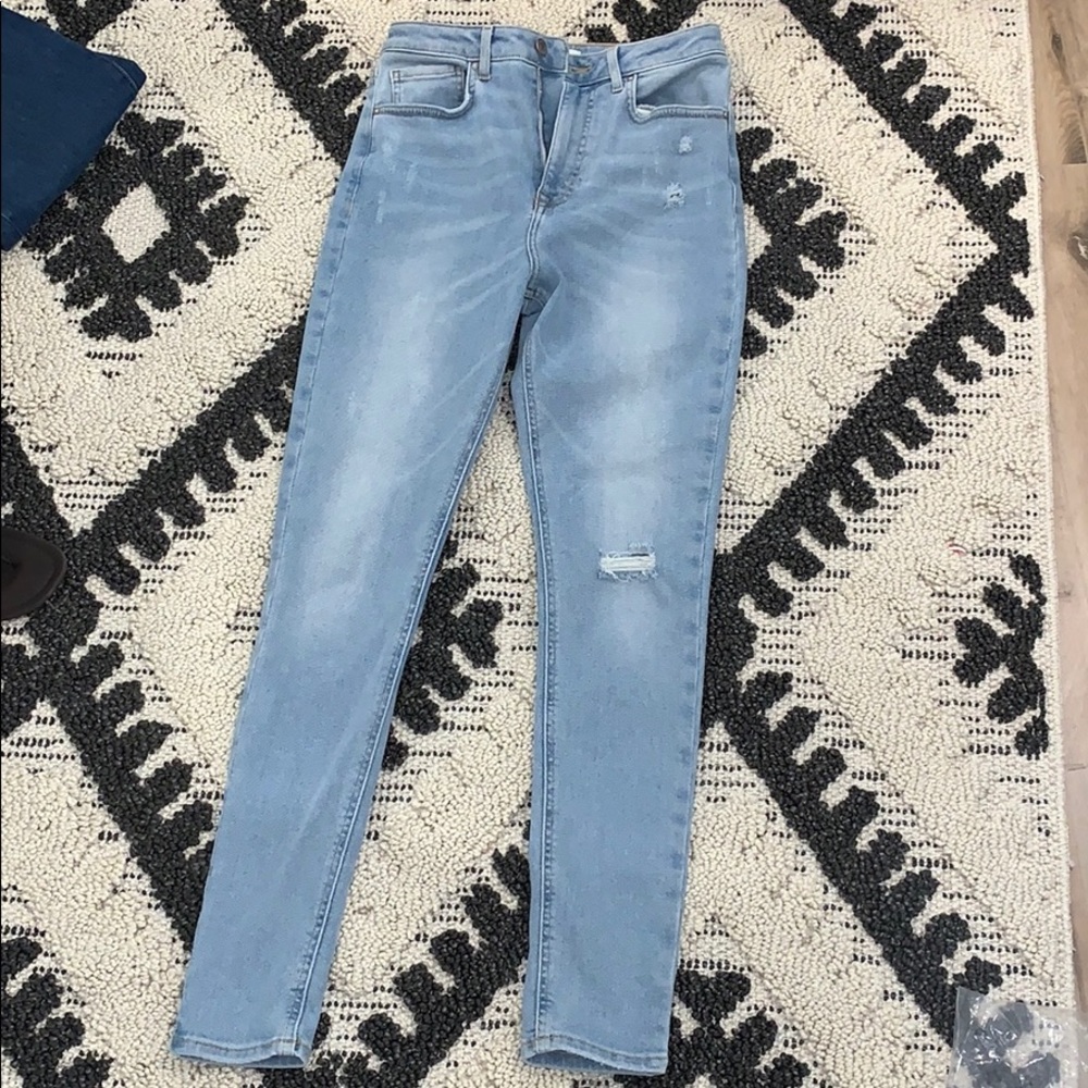Skinny jeans